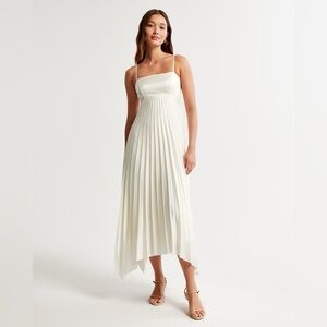 The A&F Giselle Clasp-Back Pleated Midi Dress